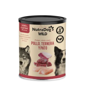 Lata de comida húmeda NutraDog Wild Pollo, Ternera y Pato para perros, elaborada con carne fresca y receta natural sin cereales.