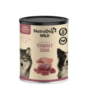 Lata de comida húmeda NutraDog Wild Ternera y Cerdo para perros, elaborada con carne fresca, sin cereales y sin aditivos artificiales.